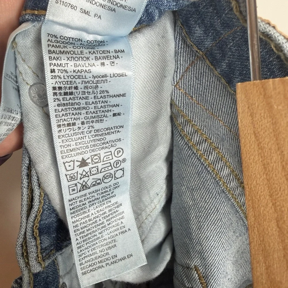 Levis levis 502